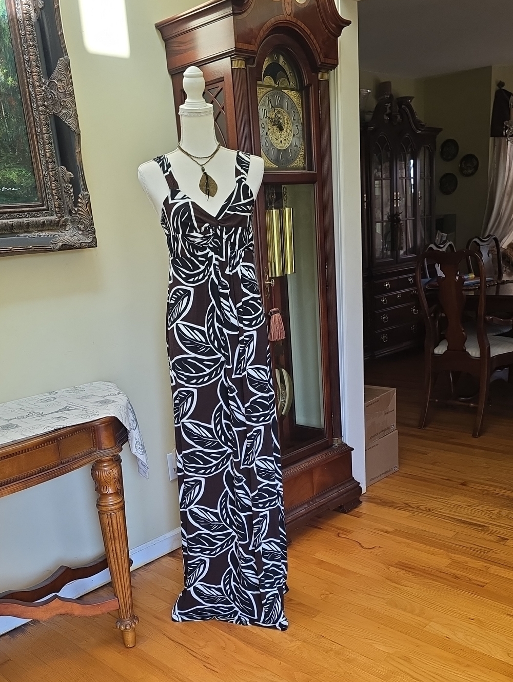 Karen Kane Black, Brown, and White Leaf-Print Maxi Dress